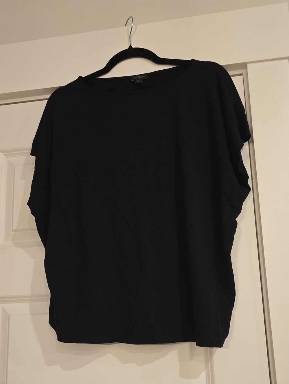 Ann Taylor Black Short-Sleeve Dolman Tee